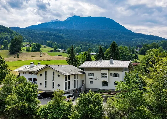 Ferienparadies Alpenglühn