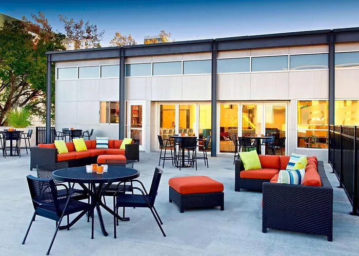 Aloft By Marriott Tulsa Downtown