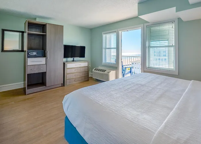 Commander Hotel&Suites