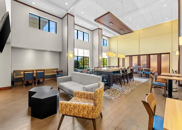 Hampton Inn & Suites Philadelphia/Bensalem
