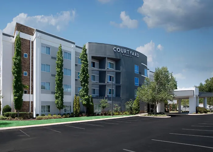 Courtyard By Marriott Hot Springs