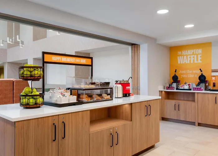 Hampton Inn & Suites Rockland