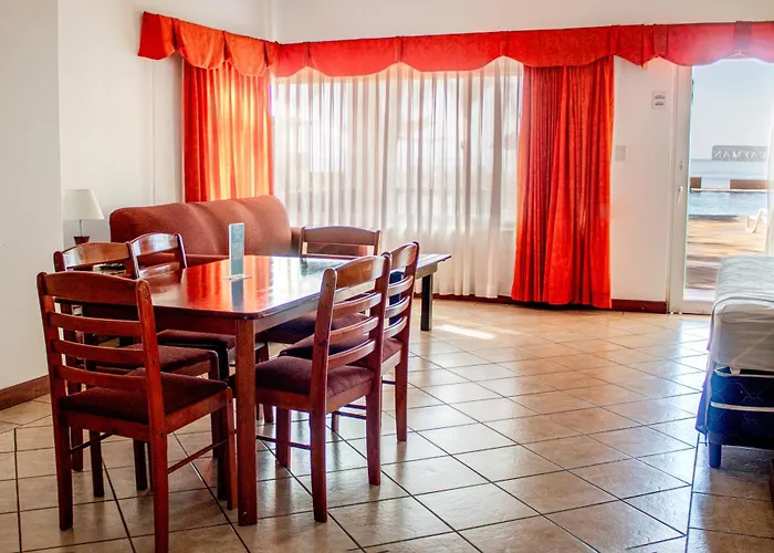 Hotel Cayman Suites - Beachfront