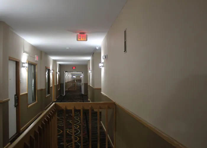 Empire Inn & Suites Muncie -Ball State University