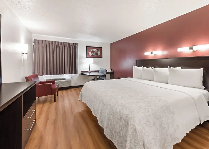 Red Roof Inn Plus+ Columbus - Worthington