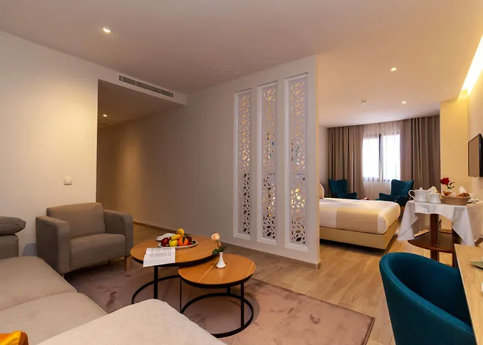 Golden Tulip Opera Alger