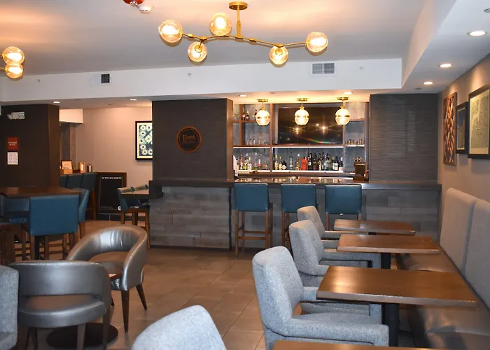 Four Points By Sheraton Chicago Westchester/Oak Brook