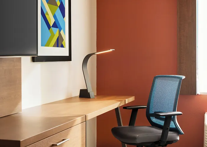Holiday Inn Express & Suites - Beaver Dam By Ihg