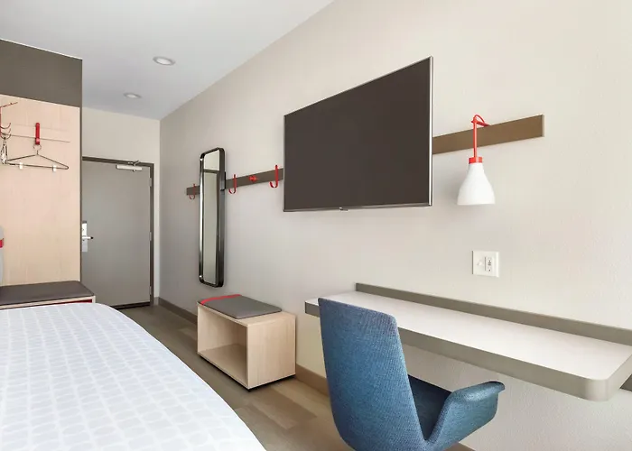 Avid Hotels - Denver Airport Area By Ihg