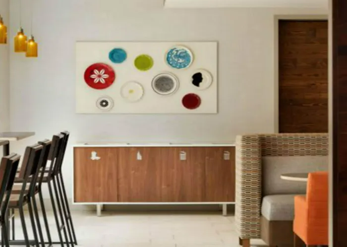 Holiday Inn Express - Alliance By Ihg