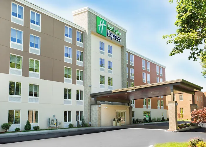 Holiday Inn Express Chelmsford By Ihg