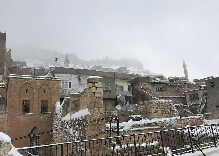 Kasr-I Abbas Hotel
