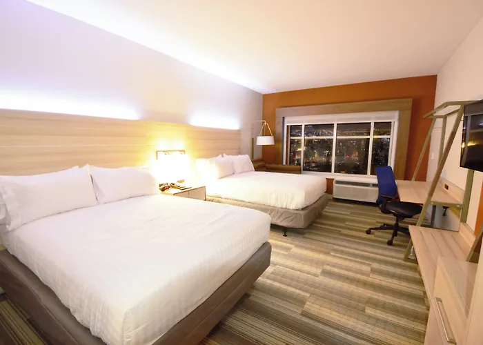 Holiday Inn Express & Suites Toledo South - Perrysburg By Ihg