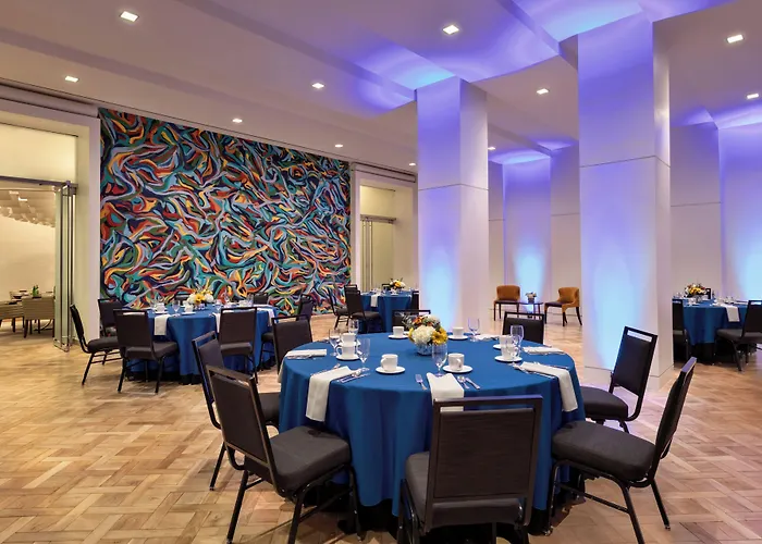 Hotel Indigo Atlanta Downtown By Ihg