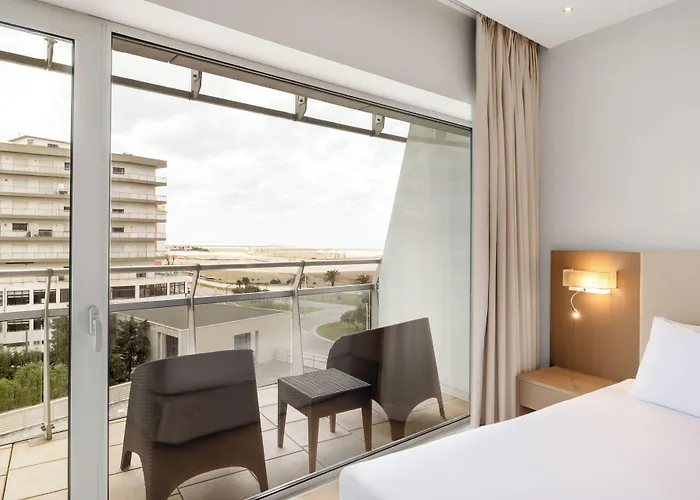 Eurostars Oasis Plaza