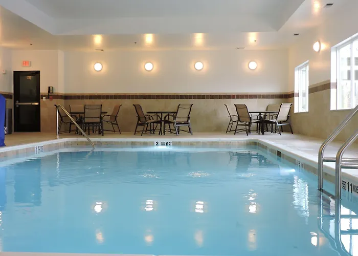 Holiday Inn Express And Suites Montgomery By Ihg