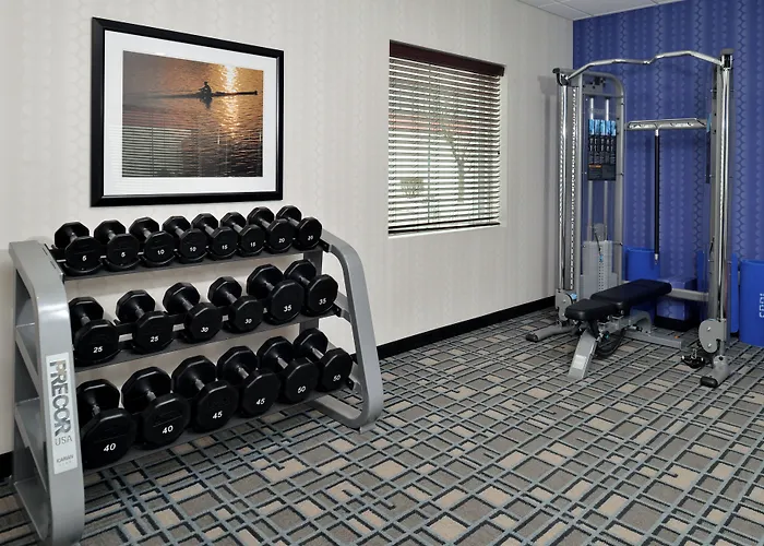 Holiday Inn Express & Suites Peekskill-Lower Hudson Valley By Ihg