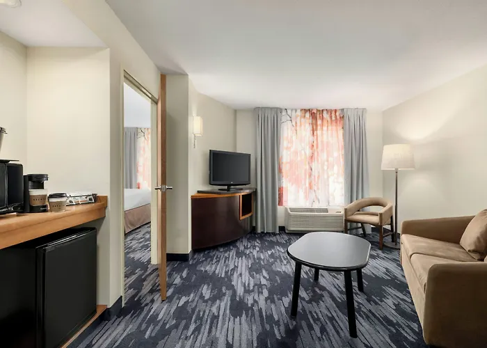 Fairfield Inn & Suites By Marriott Marietta