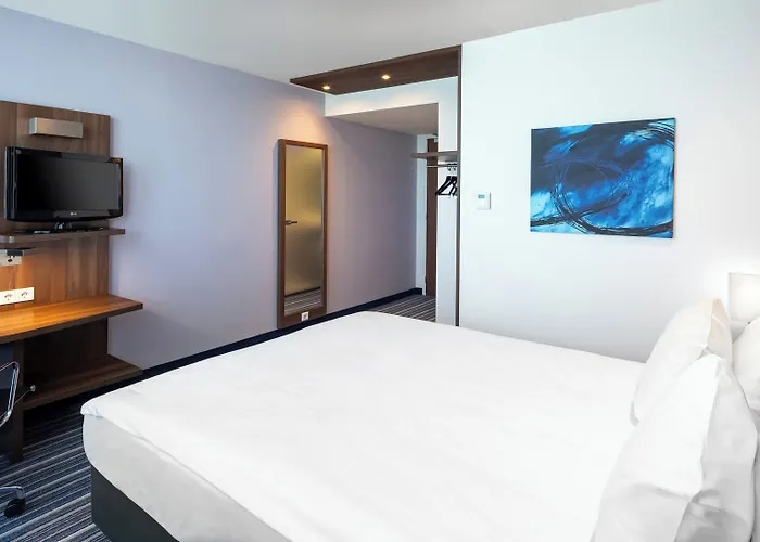 Holiday Inn Express Amsterdam - Schiphol By Ihg