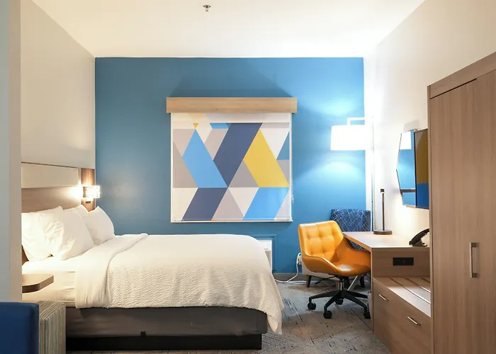 Holiday Inn Express Hotel & Suites Cedar Hill By Ihg