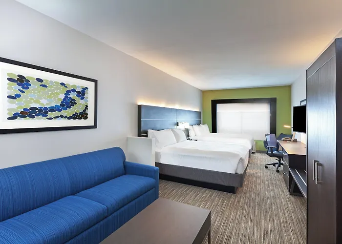 Holiday Inn Express & Suites Sealy By Ihg