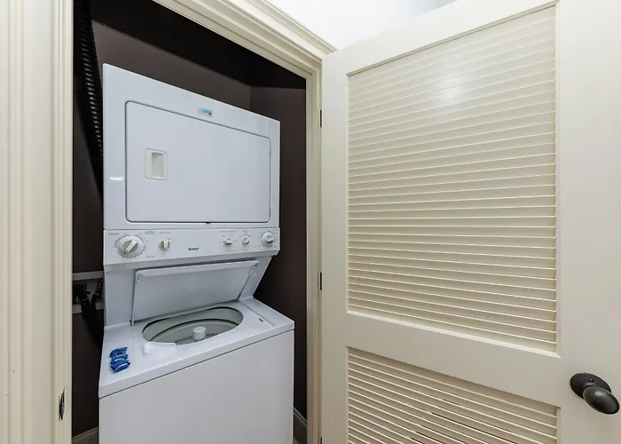 30-A Inn & Suites
