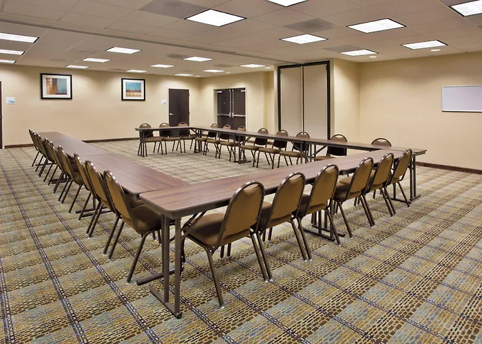 Holiday Inn Express & Suites Moultrie By Ihg