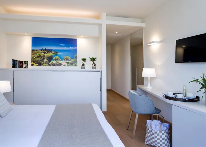 Leonardo Hotel Lago Di Garda - Wellness And Spa