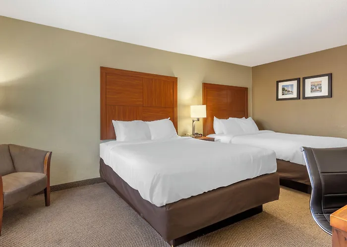 Comfort Inn & Suites Charleston Airport Convention Center