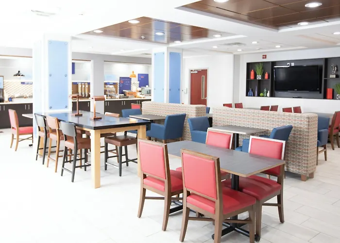 Holiday Inn Express & Suites Knoxville-Farragut By Ihg