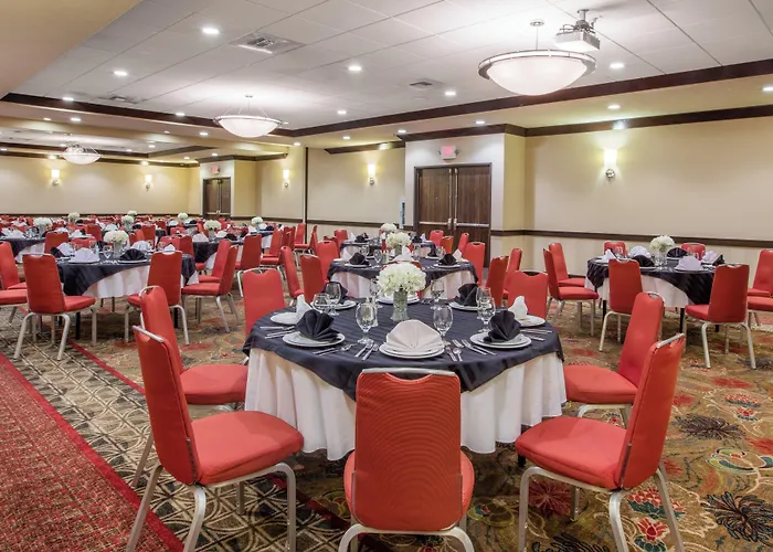 Crowne Plaza Anchorage-Midtown By Ihg