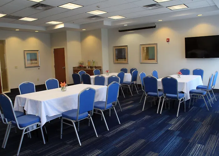 Holiday Inn Express Leland - Wilmington Area By Ihg