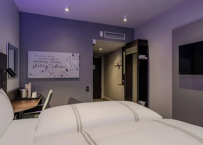Premier Inn Koeln City Mediapark