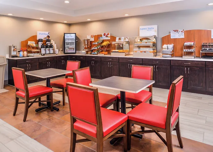 Holiday Inn Express & Suites Lacey - Olympia By Ihg