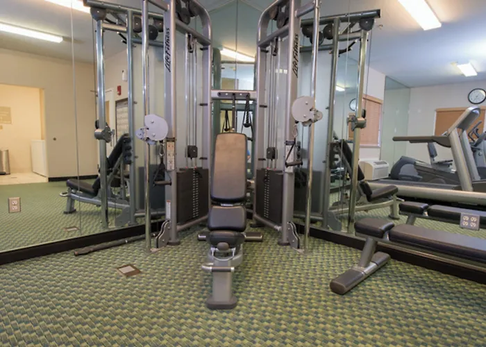 Candlewood Suites Bismarck