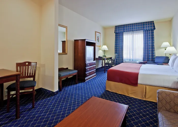 Holiday Inn Express Hotel & Suites Paragould By Ihg