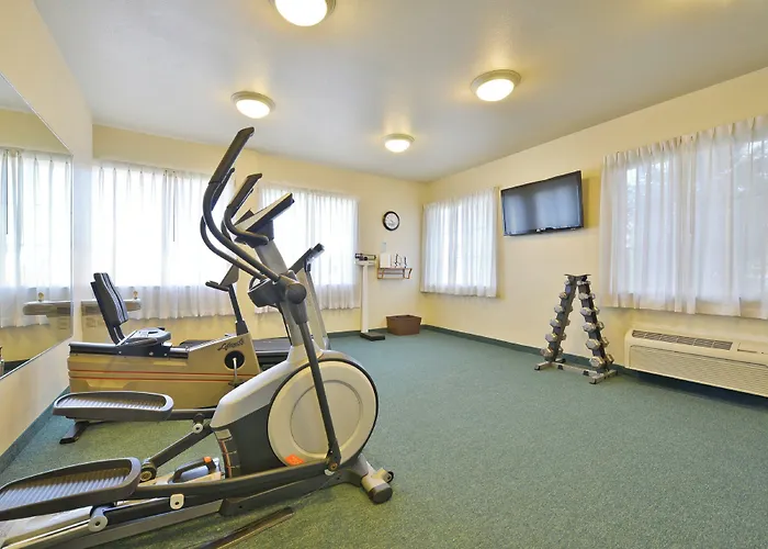 Holiday Inn Express & Suites Tacoma South - Lakewood By Ihg