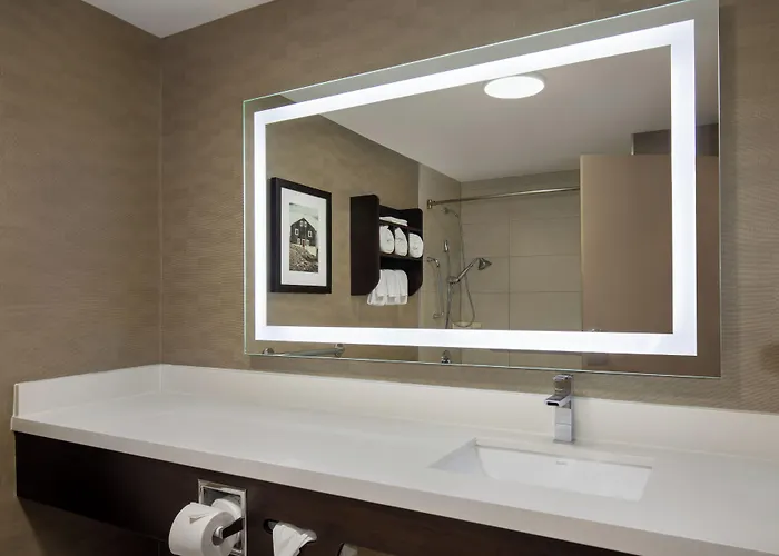 Holiday Inn Express Hotel & Suites Barrie By Ihg