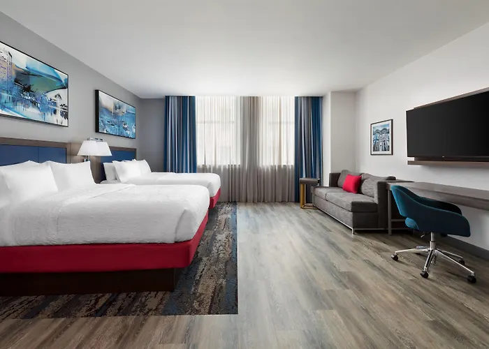 Hampton Inn & Suites Baltimore Inner Harbor