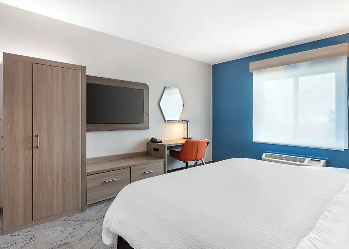Holiday Inn Express Hotel And Suites Alice By Ihg