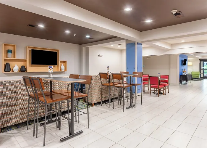 Holiday Inn Express & Suites O'Fallon-Shiloh By Ihg