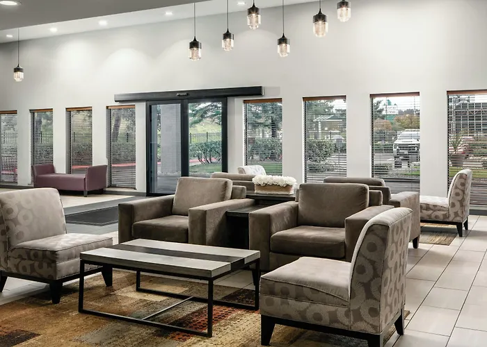 Garner Hotel Auburn - Seattle By Ihg