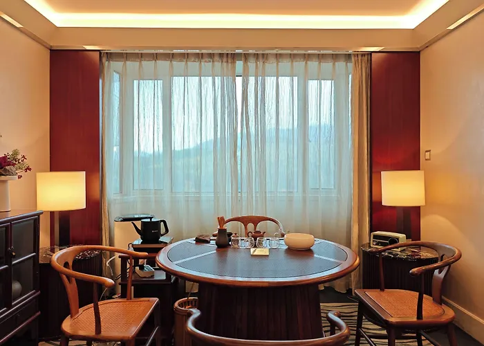 The Dragon Hotel Hangzhou