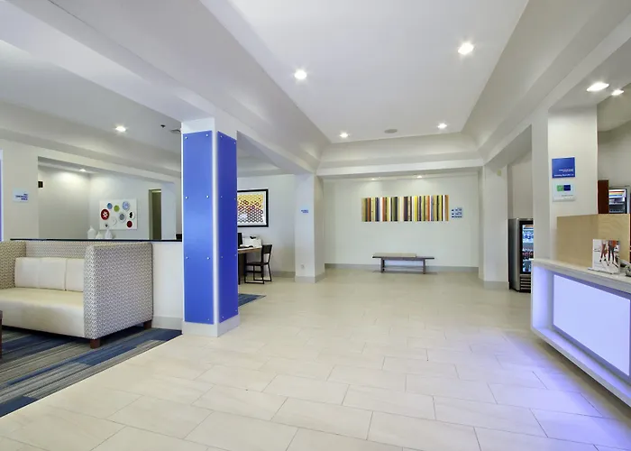 Holiday Inn Express Boonville By Ihg