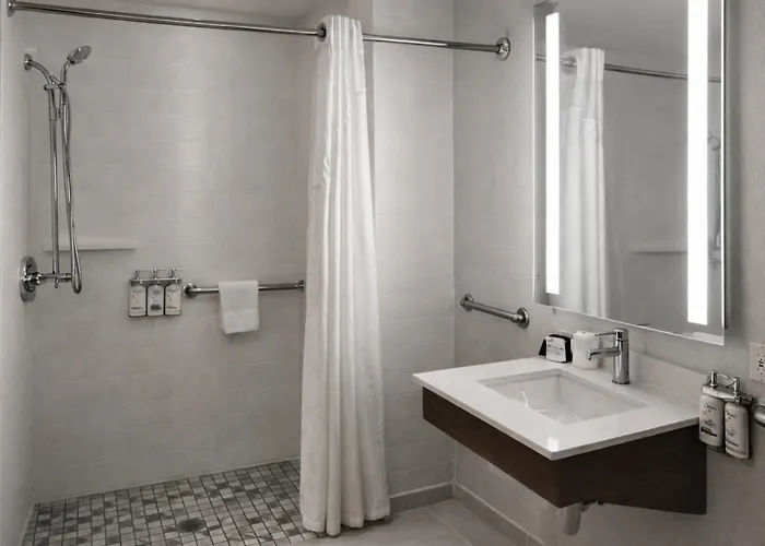 Holiday Inn Express Hotel & Suites Pierre-Fort Pierre By Ihg