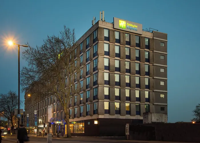 Holiday Inn Express Bristol City Centre By Ihg