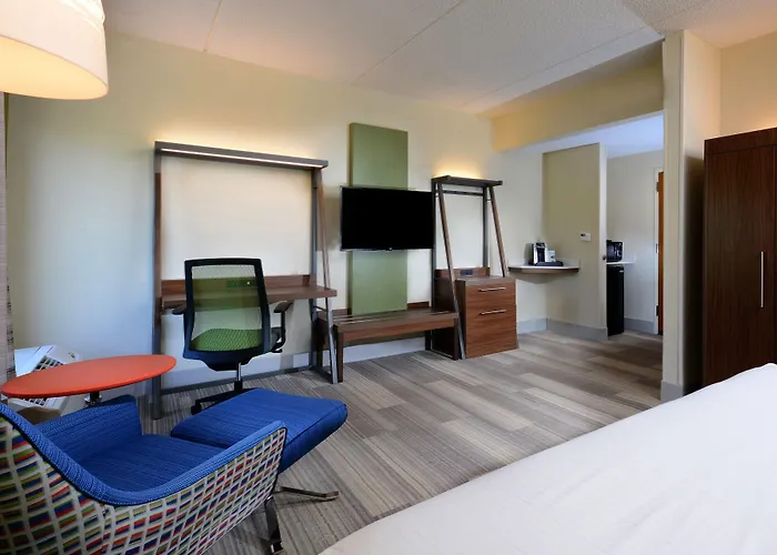 Holiday Inn Express & Suites Raleigh Durham Airport At Rtp By Ihg