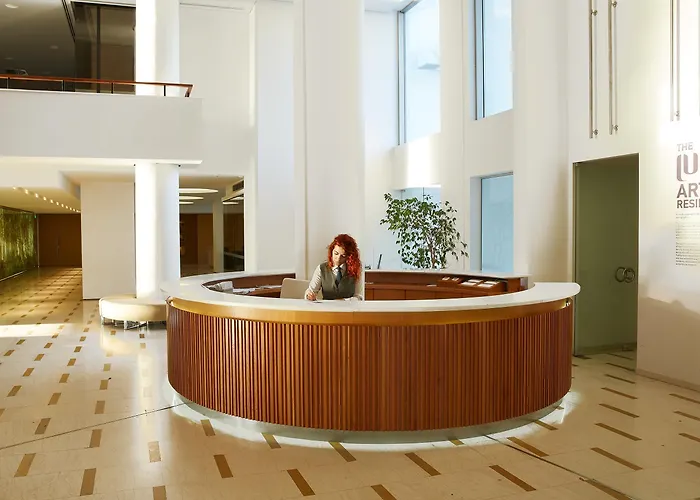 Lucy Hotel
