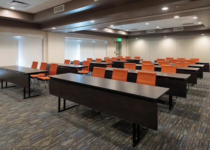 Holiday Inn Express Boston By Ihg