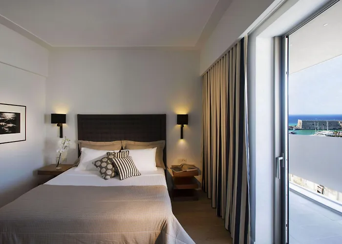 Aquila Atlantis Hotel
